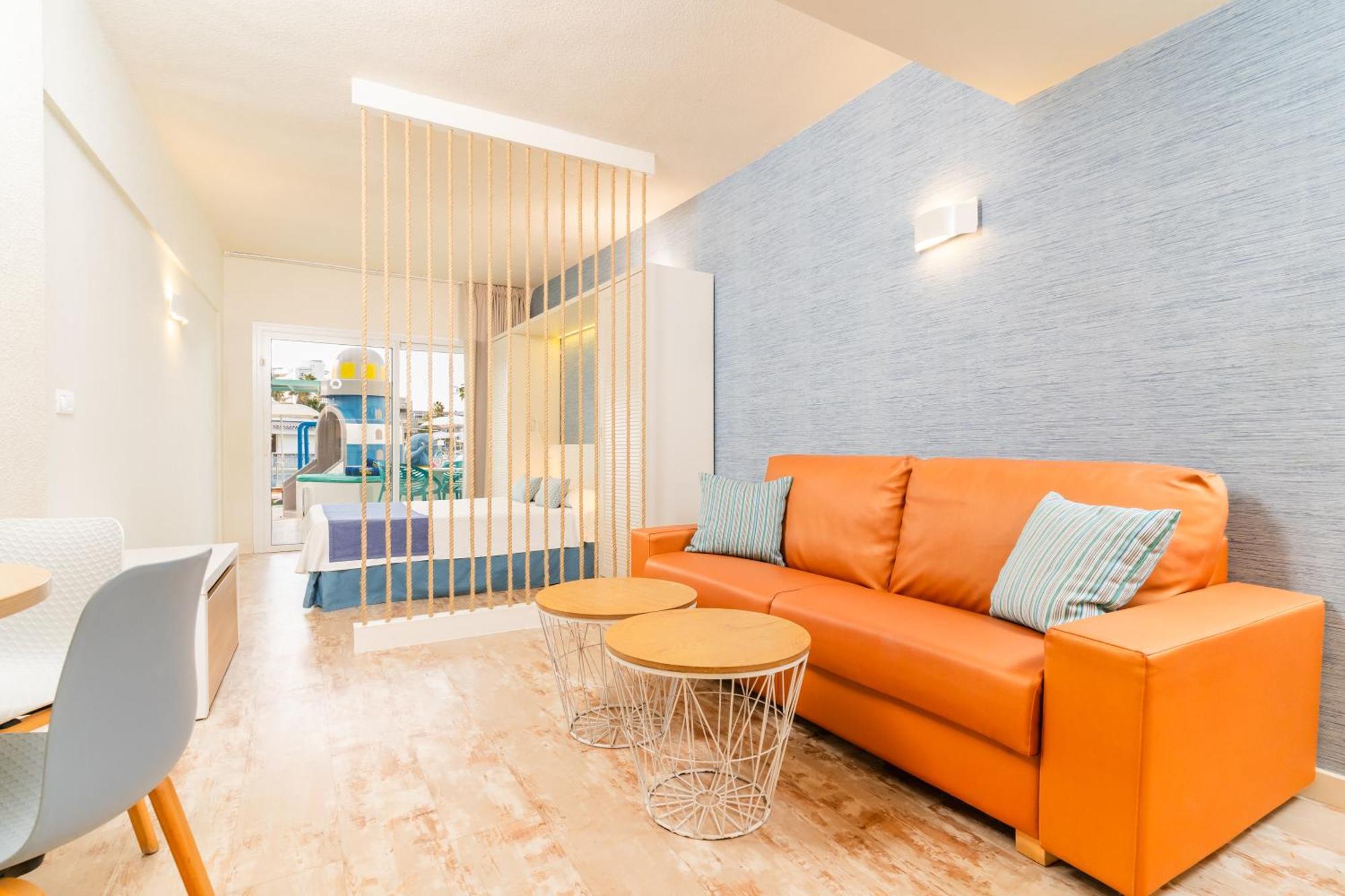 Hovima La Pinta Beachfront Family Hotel Costa Adeje  Exterior photo
